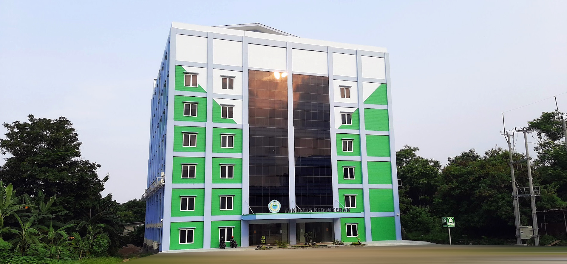 gedung_b_fk_ugj.jpg
